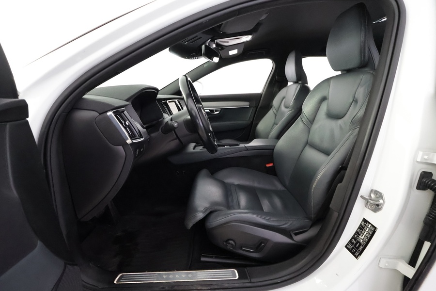 Volvo V90 Cross Country vaihtoauto