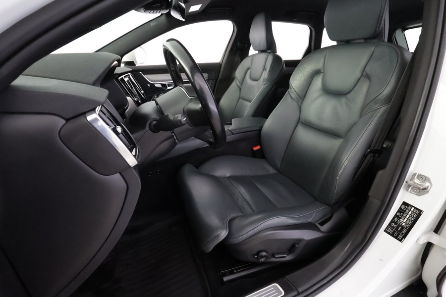 Volvo V90 Cross Country vaihtoauto