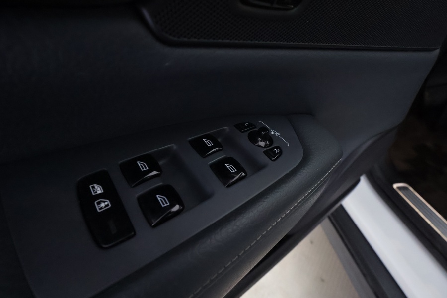 Volvo V90 Cross Country vaihtoauto