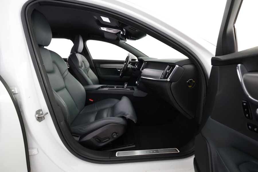 Volvo V90 Cross Country vaihtoauto