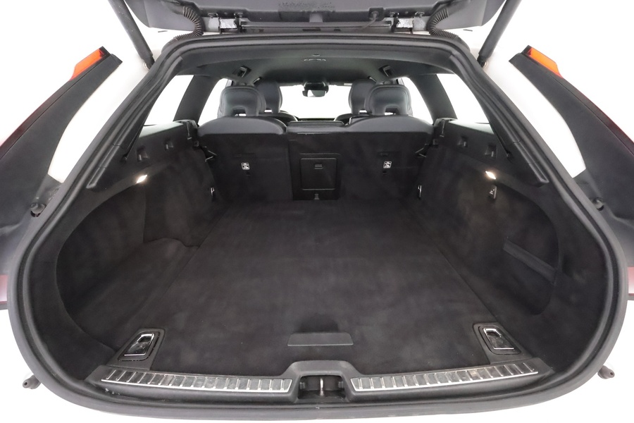 Volvo V90 Cross Country vaihtoauto