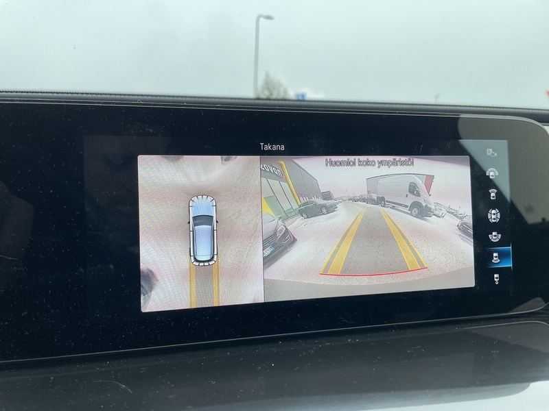 Mercedes-Benz EQC vaihtoauto