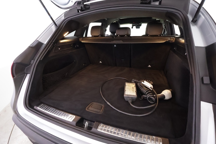 Mercedes-Benz EQC vaihtoauto