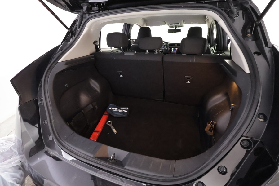 Nissan Leaf vaihtoauto