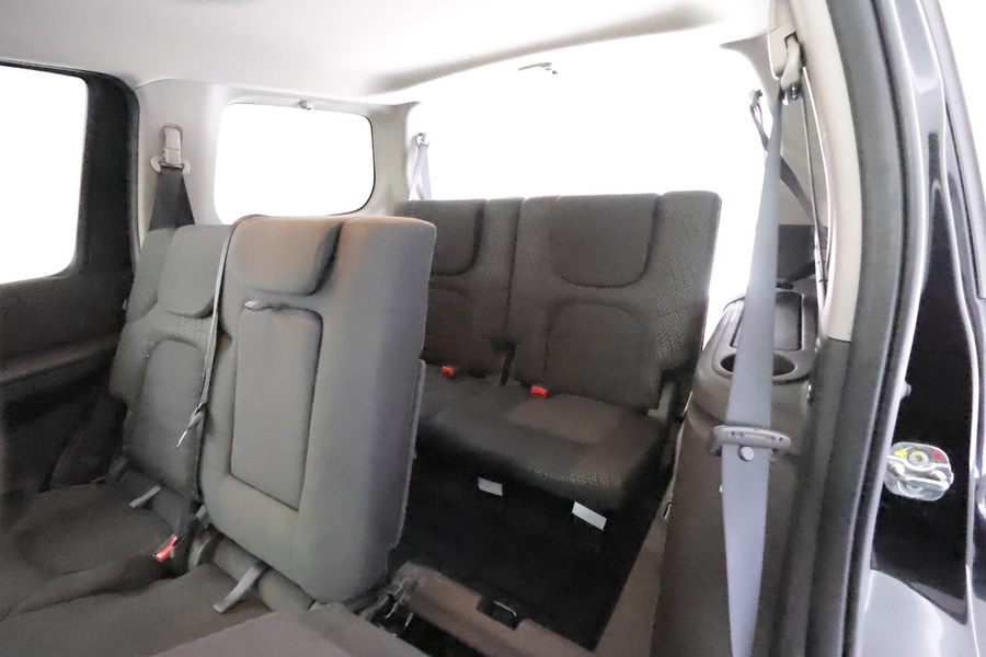 Nissan Pathfinder vaihtoauto