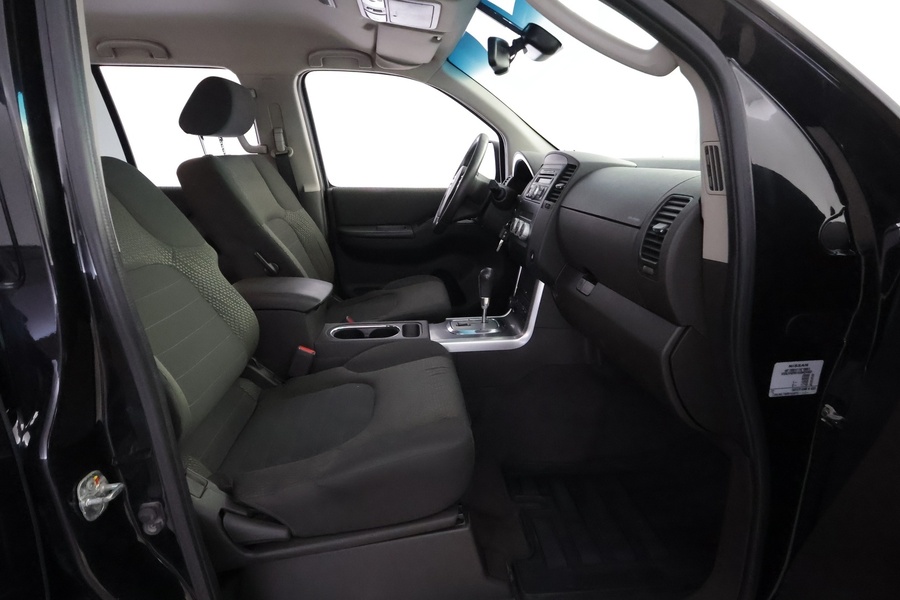 Nissan Pathfinder vaihtoauto