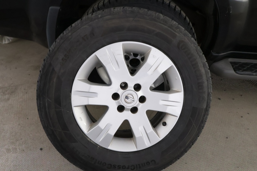 Nissan Pathfinder vaihtoauto