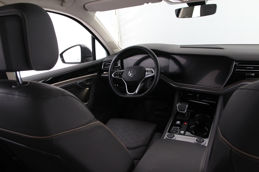 Volkswagen Touareg vaihtoauto