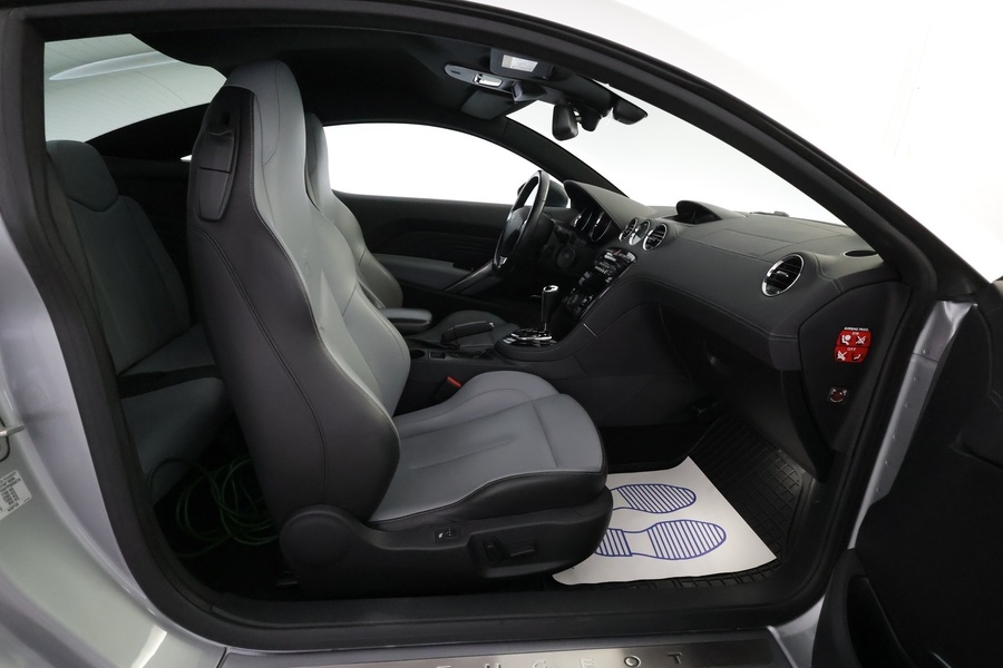 Peugeot RCZ vaihtoauto