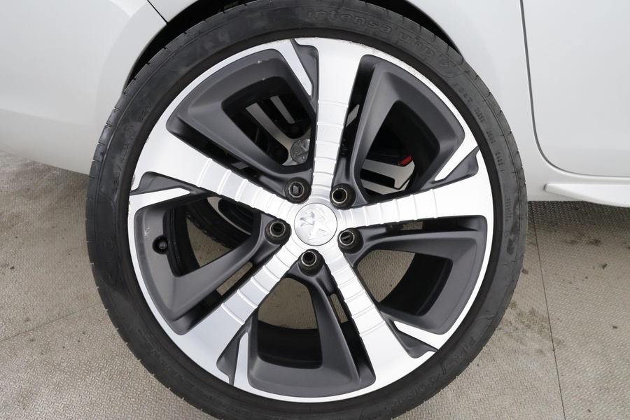 Peugeot 308 vaihtoauto