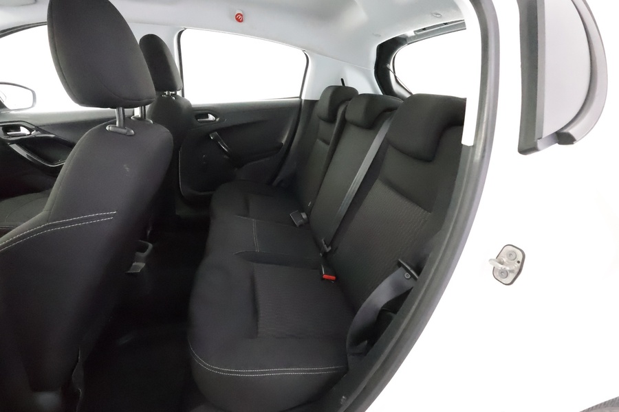 Peugeot 208 vaihtoauto