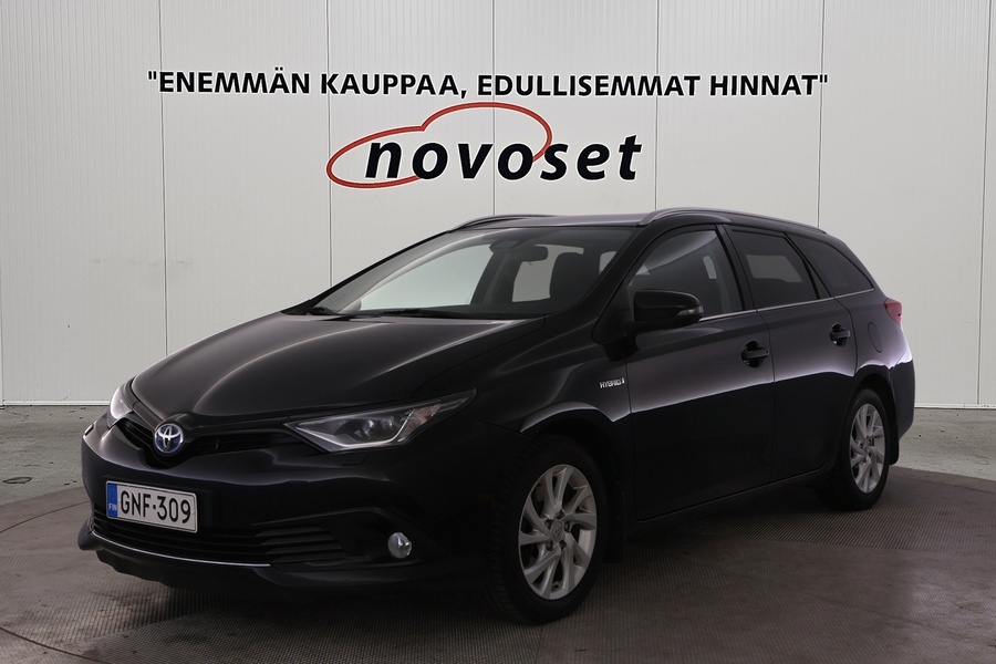 Toyota Auris vaihtoauto