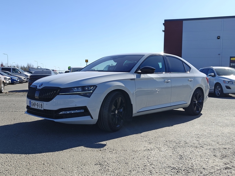 Skoda Superb vaihtoauto
