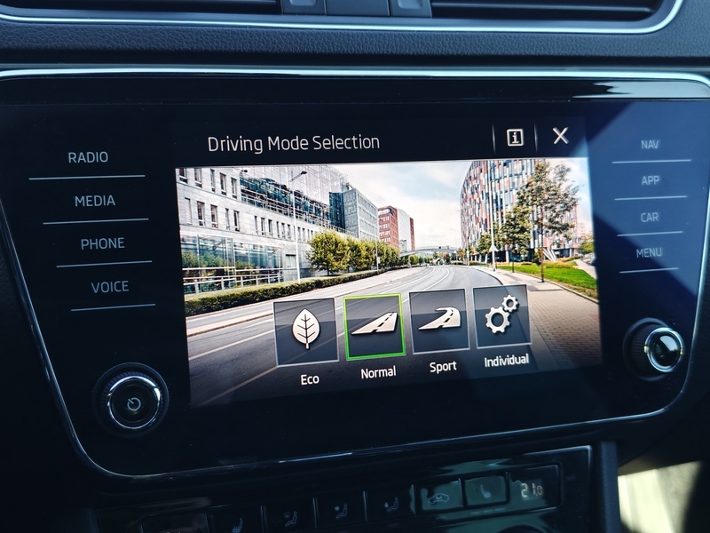 Skoda Superb vaihtoauto