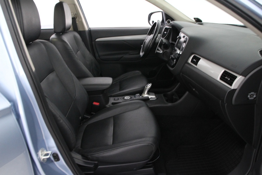 Mitsubishi Outlander vaihtoauto