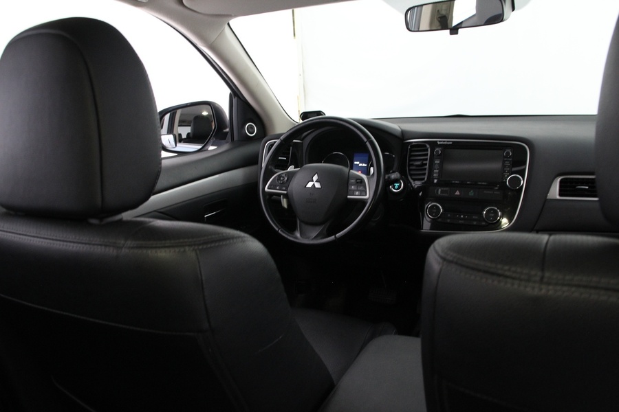 Mitsubishi Outlander vaihtoauto