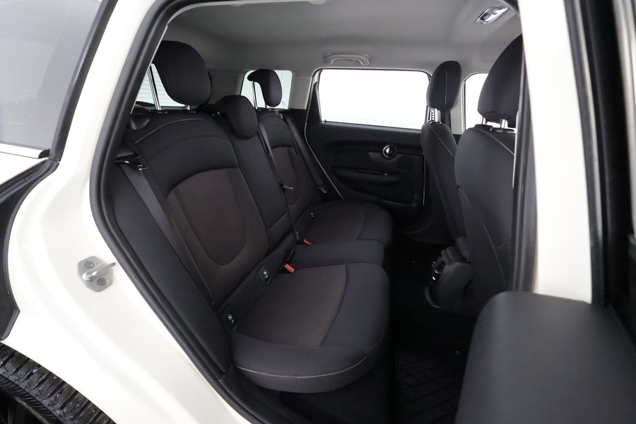 Mini Clubman vaihtoauto