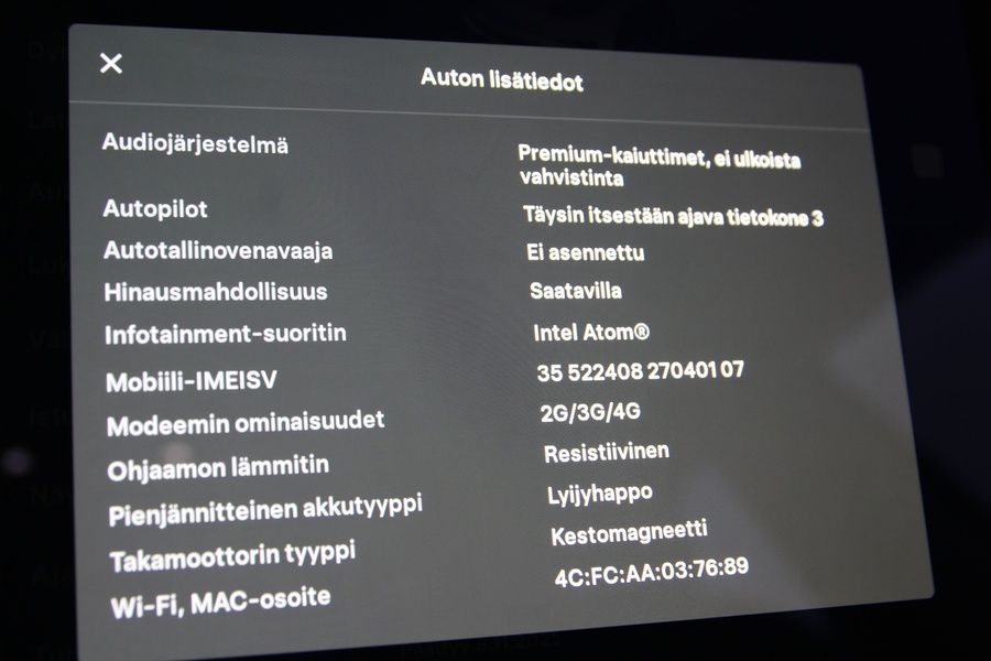 Tesla Model 3 vaihtoauto