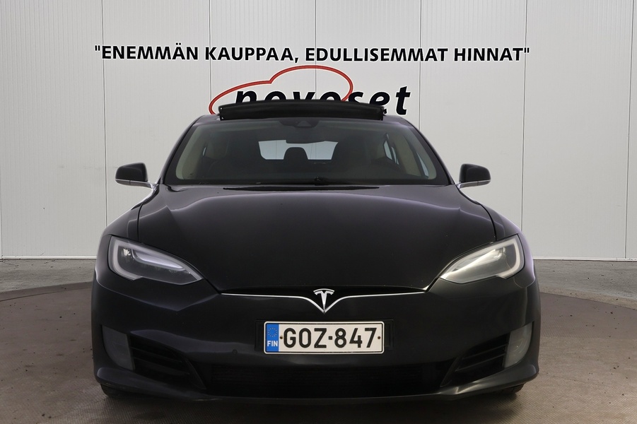 Tesla Model S vaihtoauto