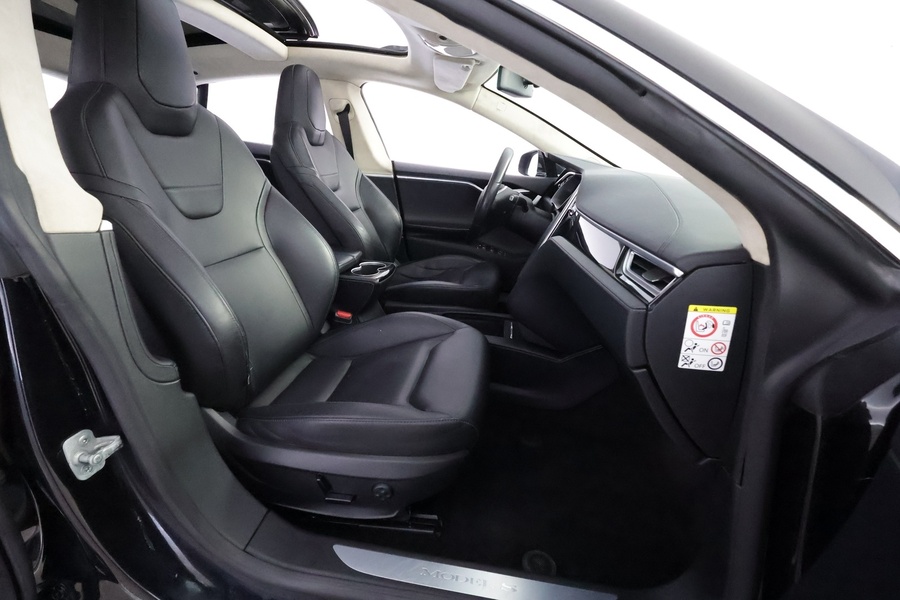 Tesla Model S vaihtoauto