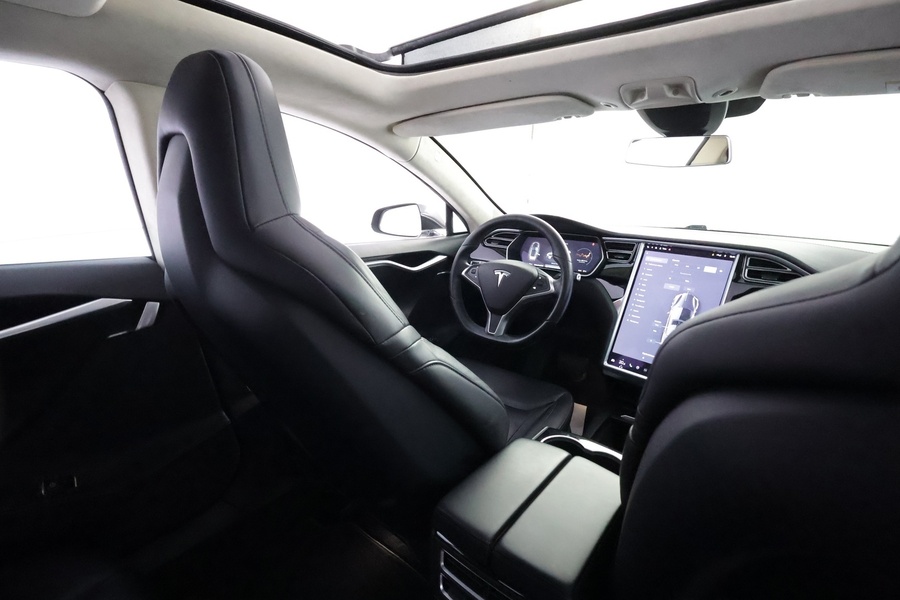 Tesla Model S vaihtoauto