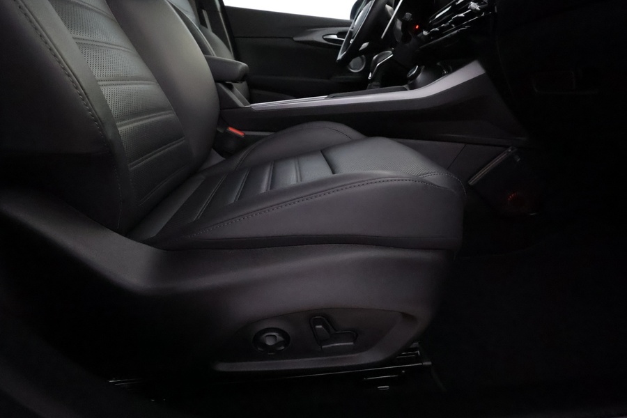 Alfa Romeo Tonale vaihtoauto