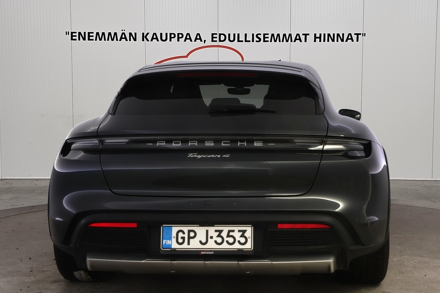 Porsche Taycan vaihtoauto