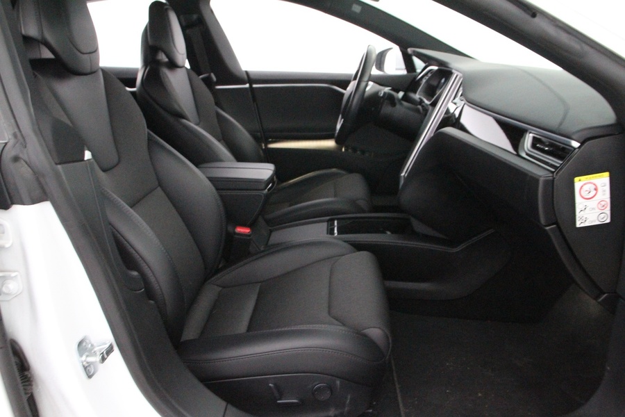 Tesla Model S vaihtoauto