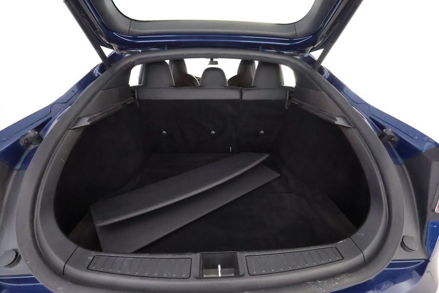 Tesla Model S vaihtoauto