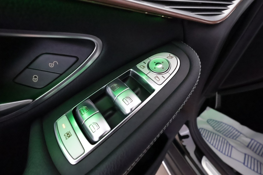 Mercedes-Benz EQC vaihtoauto