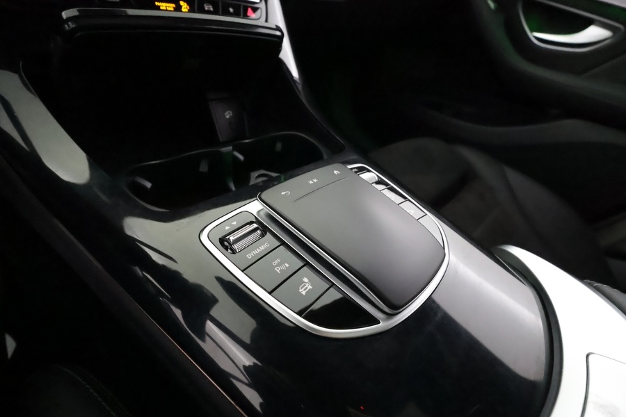 Mercedes-Benz EQC vaihtoauto