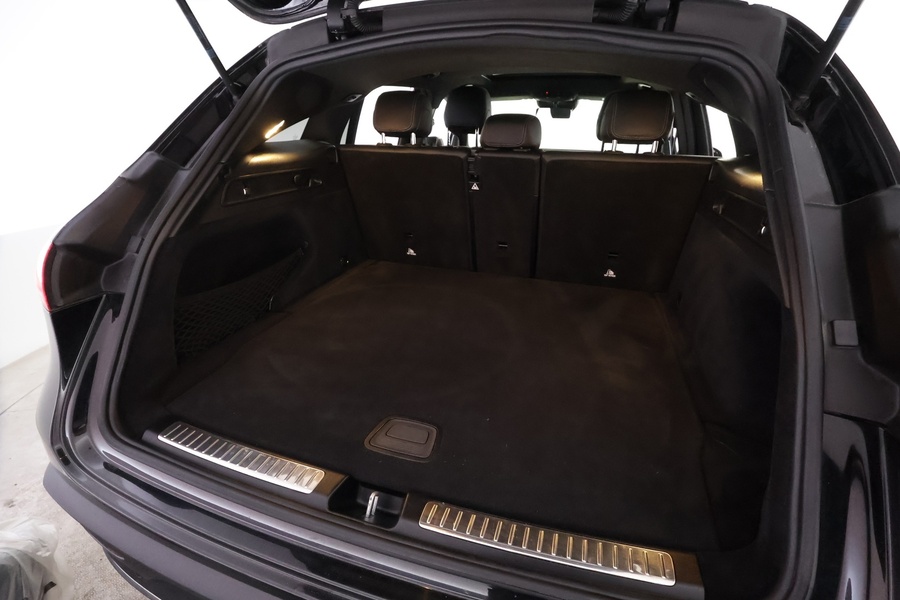 Mercedes-Benz EQC vaihtoauto