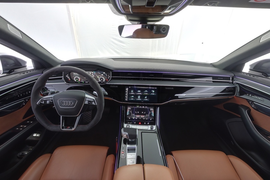 Audi A8 vaihtoauto