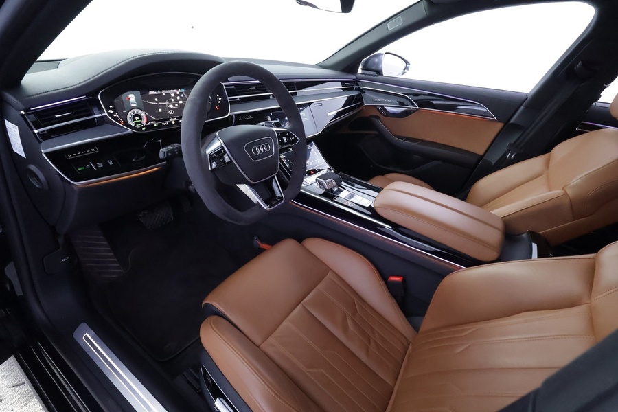 Audi A8 vaihtoauto