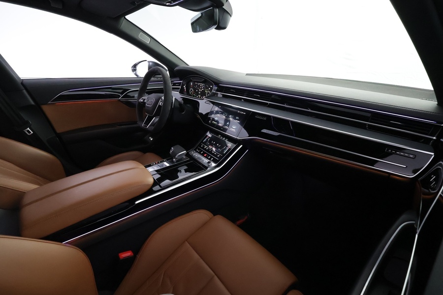Audi A8 vaihtoauto