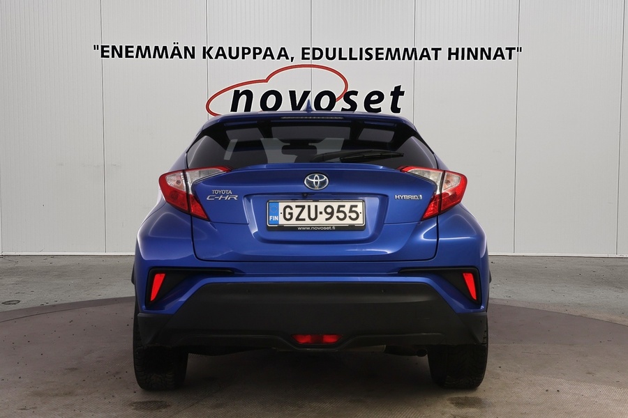 Toyota C-HR vaihtoauto