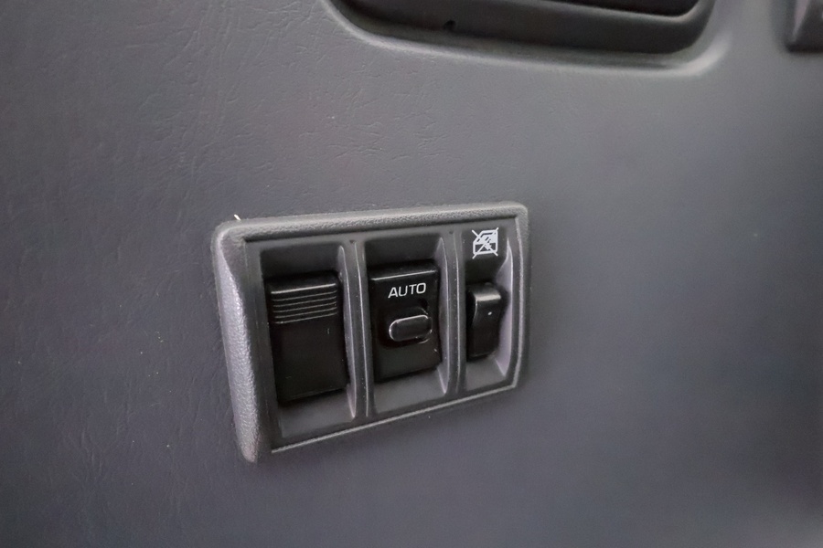 Toyota Hiace vaihtoauto