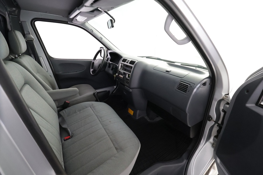 Toyota Hiace vaihtoauto