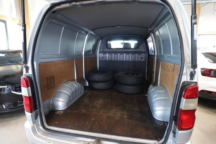 Toyota Hiace vaihtoauto