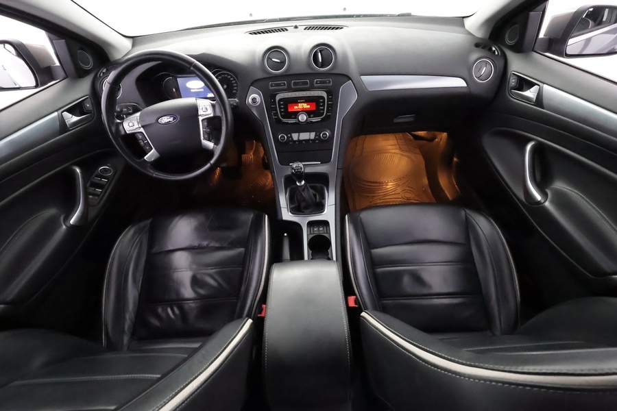 Ford Mondeo vaihtoauto