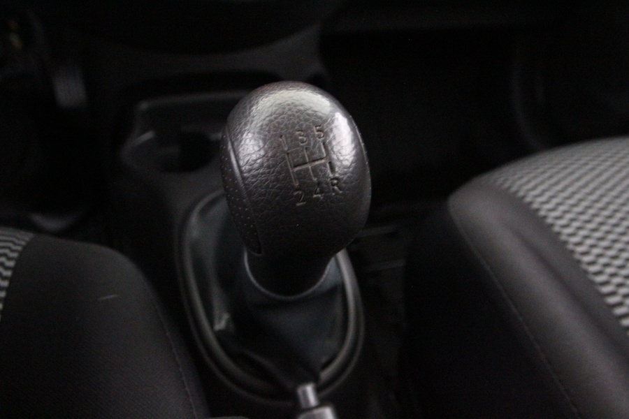 Nissan Micra vaihtoauto