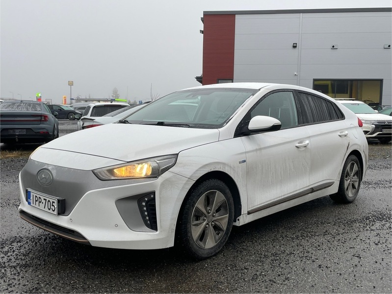 Hyundai IONIQ electric vaihtoauto