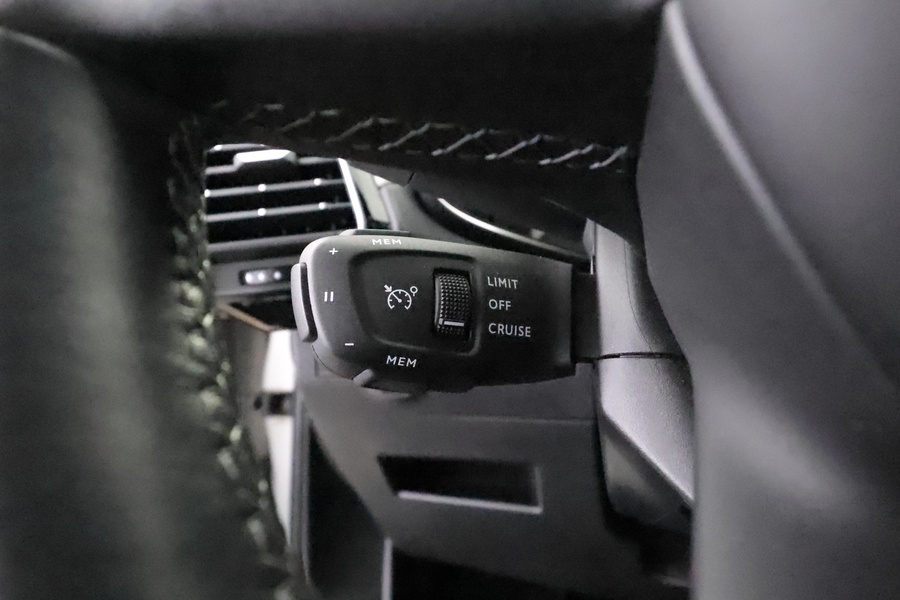 DS 7 Crossback vaihtoauto