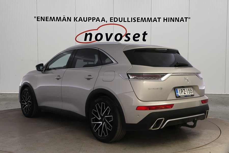 DS 7 vaihtoauto