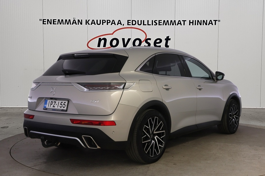 DS 7 vaihtoauto