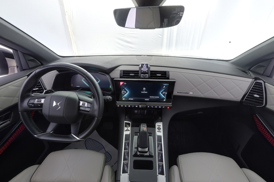 DS 7 vaihtoauto