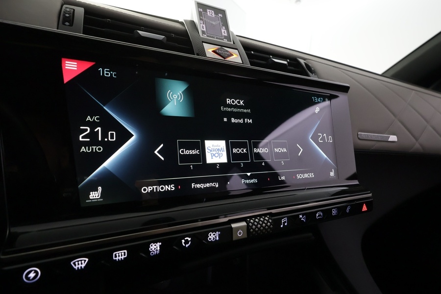 DS 7 vaihtoauto