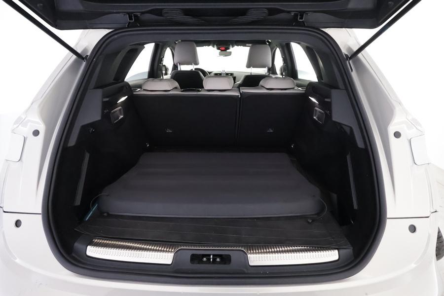 DS 7 vaihtoauto