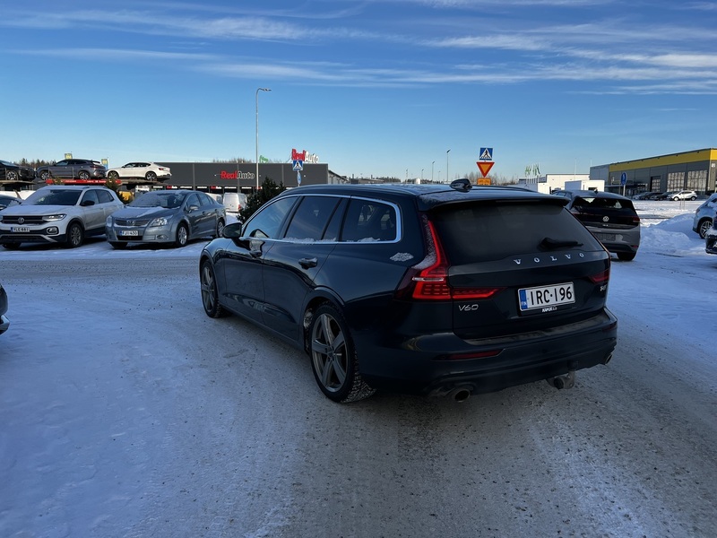 Volvo V60 vaihtoauto
