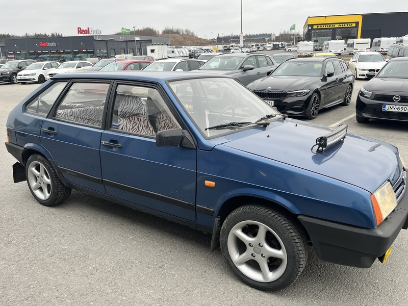 Lada Samara vaihtoauto